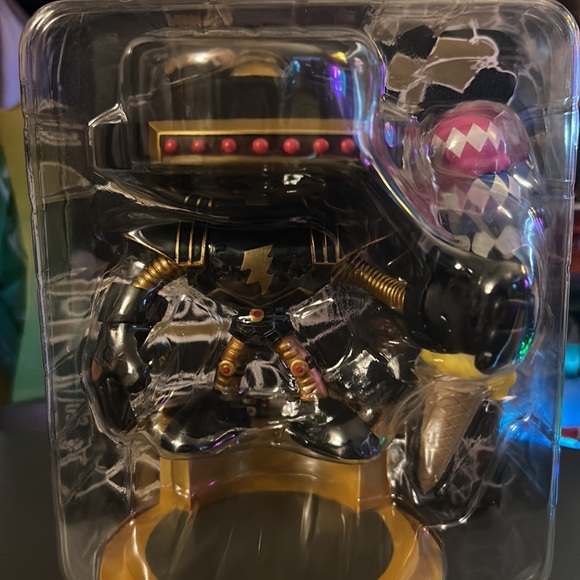 Power Rangers Alpha 5 Figure - Picture 3 of 3